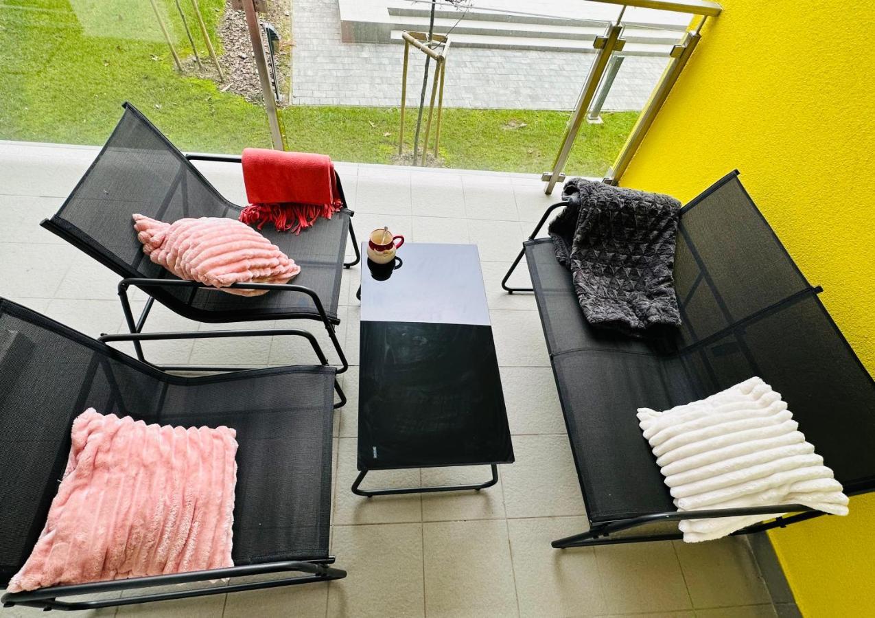 Medences Panoramas Balatom Apartman Siófok Exterior foto